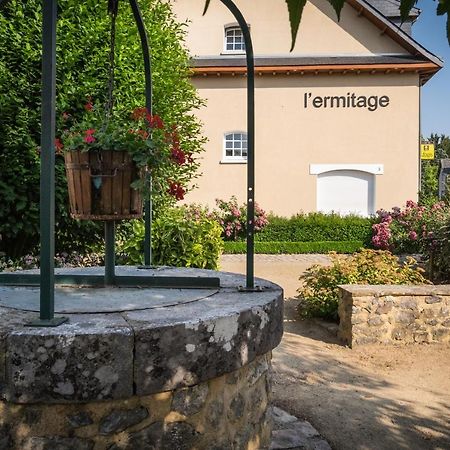 Logis L'Ermitage Hotel & Restaurant Saulges Exterior foto